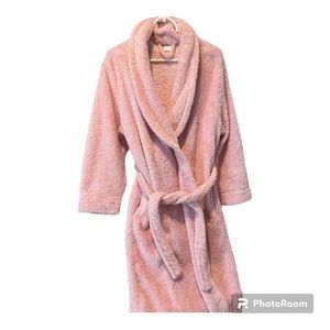 Croft and Barrow woman’s robe